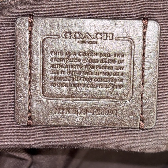 Coach 2018 Lexy Shoulder Bag EUC - Picture 10 of 11